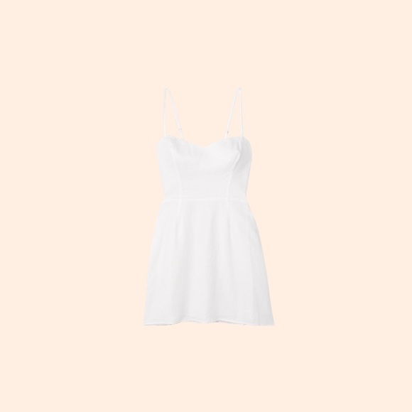 Reformation Dresses & Skirts - Reformation Roarke Linen Dress (White)